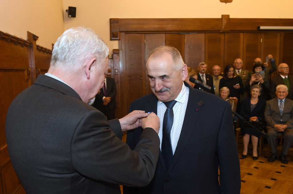 dsc_0149 copy.jpg-Honoris Gratia  Autor: W. Majka