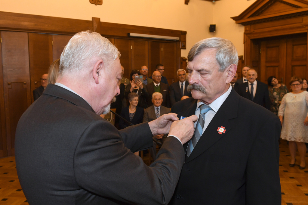 dsc_0161 copy.jpg-Honoris Gratia  Autor: W. Majka