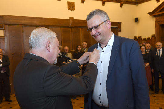 dsc_0174 copy.jpg-Honoris Gratia