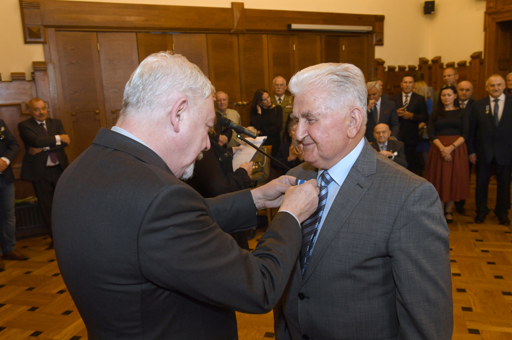 dsc_0179 copy.jpg-Honoris Gratia  Autor: W. Majka