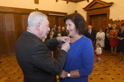 dsc_0185 copy.jpg-Honoris Gratia