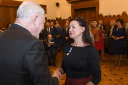 dsc_0191 copy.jpg-Honoris Gratia