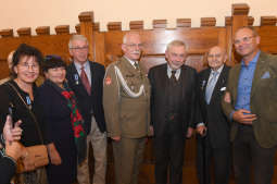 dsc_0221 copy.jpg-Honoris Gratia