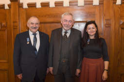 dsc_0229 copy.jpg-Honoris Gratia