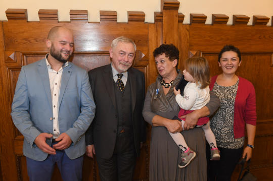 dsc_0247 copy.jpg-Honoris Gratia