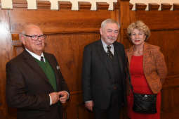 dsc_0250 copy.jpg-Honoris Gratia