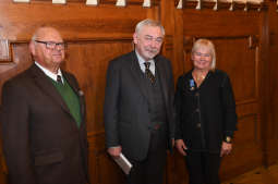 dsc_0252 copy.jpg-Honoris Gratia