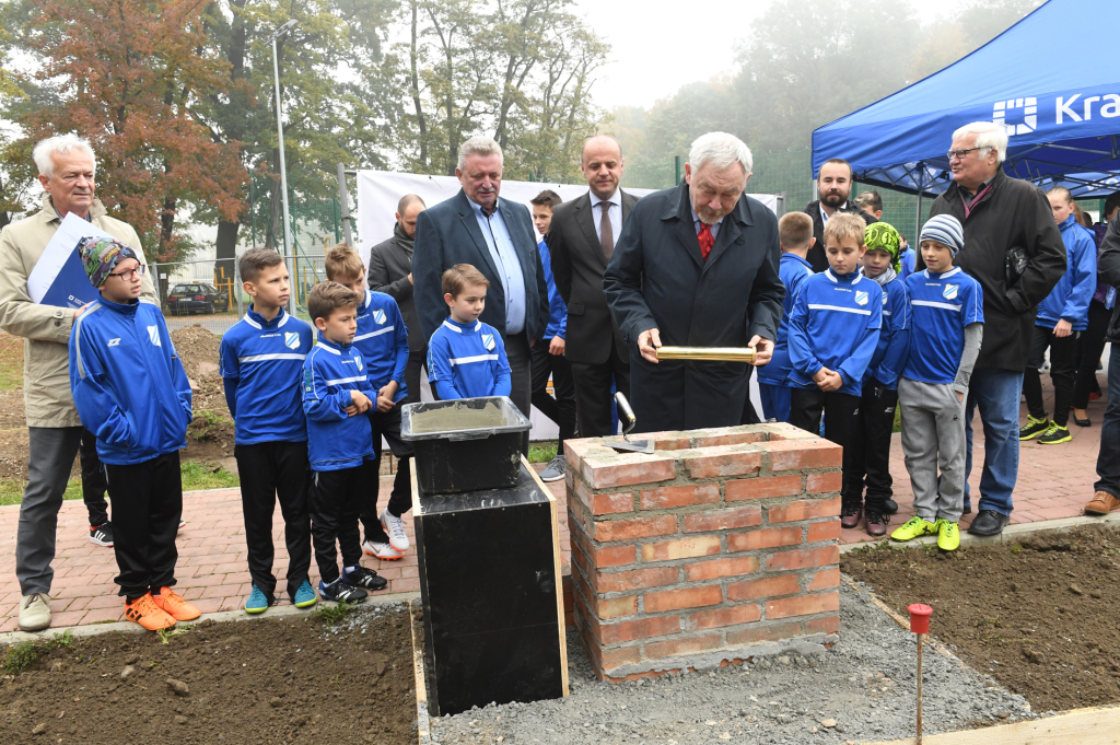 dsc_0822 copy.jpg-Wmurowanie kamienia węgielnego pod budowę Centrum Zapaśniczego  Autor: W. Majka