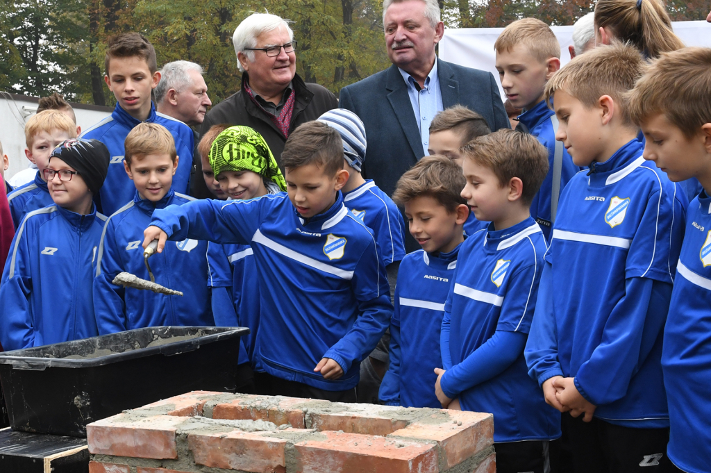 dsc_0880 copy.jpg-Wmurowanie kamienia węgielnego pod budowę Centrum Zapaśniczego  Autor: W. Majka