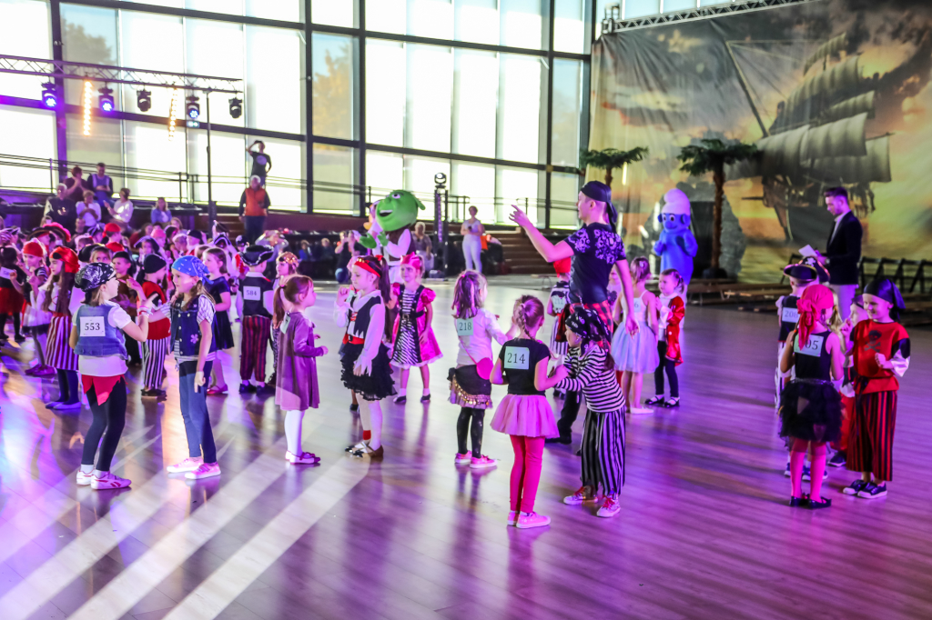 bs-13 października 2018-img_8438.jpg-bieg,taniec  Autor: B. Świerzowski