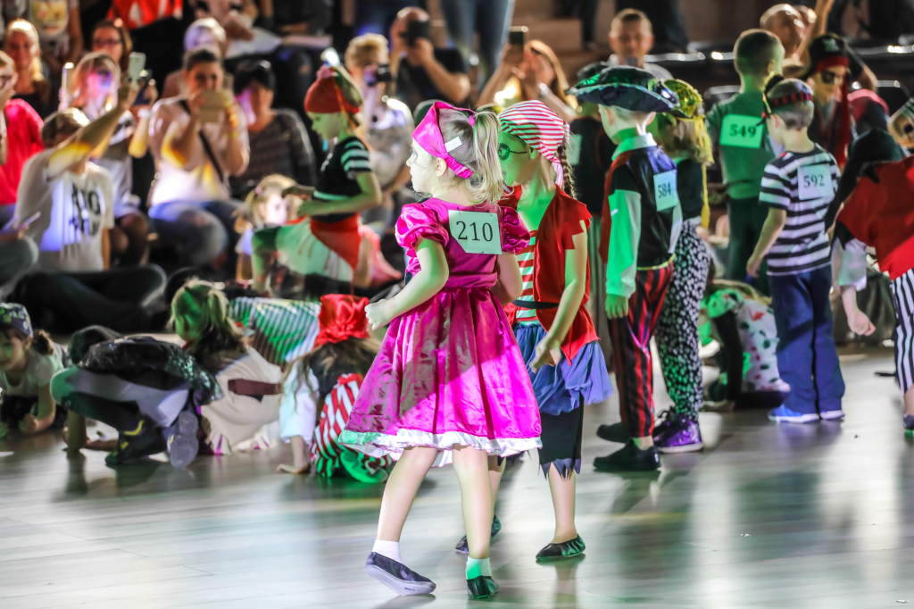 bs-13 października 2018-img_8456.jpg-bieg,taniec  Autor: B. Świerzowski