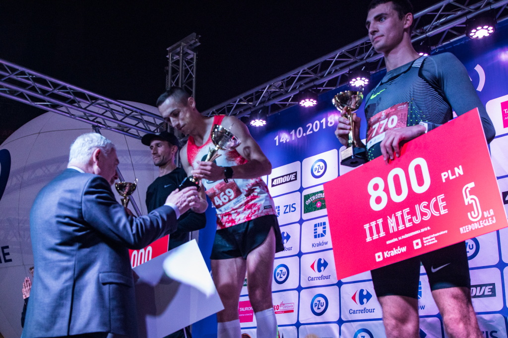 jg_krpl_20181014_0434.jpg-Półmaraton,Majchrowski,bieg,biegacze,Arena  Autor: B. Świerzowski