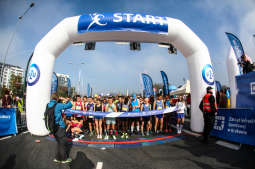 jg_krpl_20181014_5491.jpg-Półmaraton,Majchrowski,bieg,biegacze,Arena