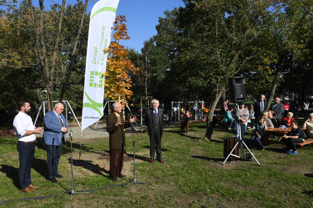 dsc_1259 copy.jpg-Otwarcie skweru Estońska  Autor: W. Majka