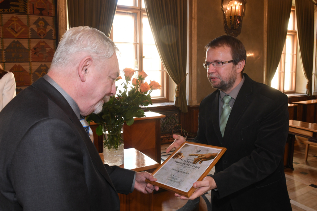 dsc_1711 copy.jpg-„Nauczyciel z Pasją”  Autor: W. Majka