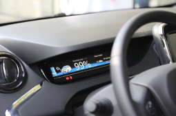 20181018105910_img_0685.jpg-samochód elektryczny, stacja ładowania