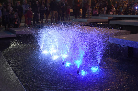 dsc_3422 copy.jpg-Uruchomienie fontanny w Parku Lotników Polskich