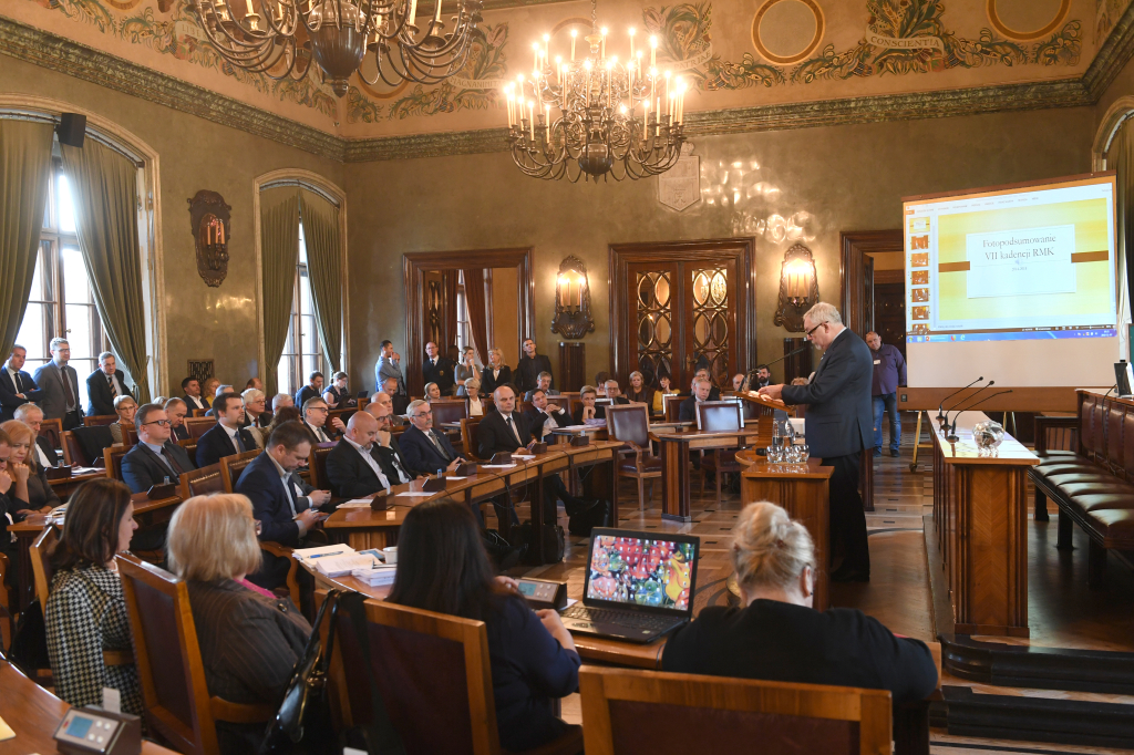 dsc_8268 copy.jpg-Ostatnia sesja RMK VII kadencji  Autor: W. Majka