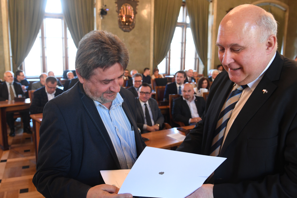 dsc_8335 copy.jpg-Ostatnia sesja RMK VII kadencji  Autor: W. Majka