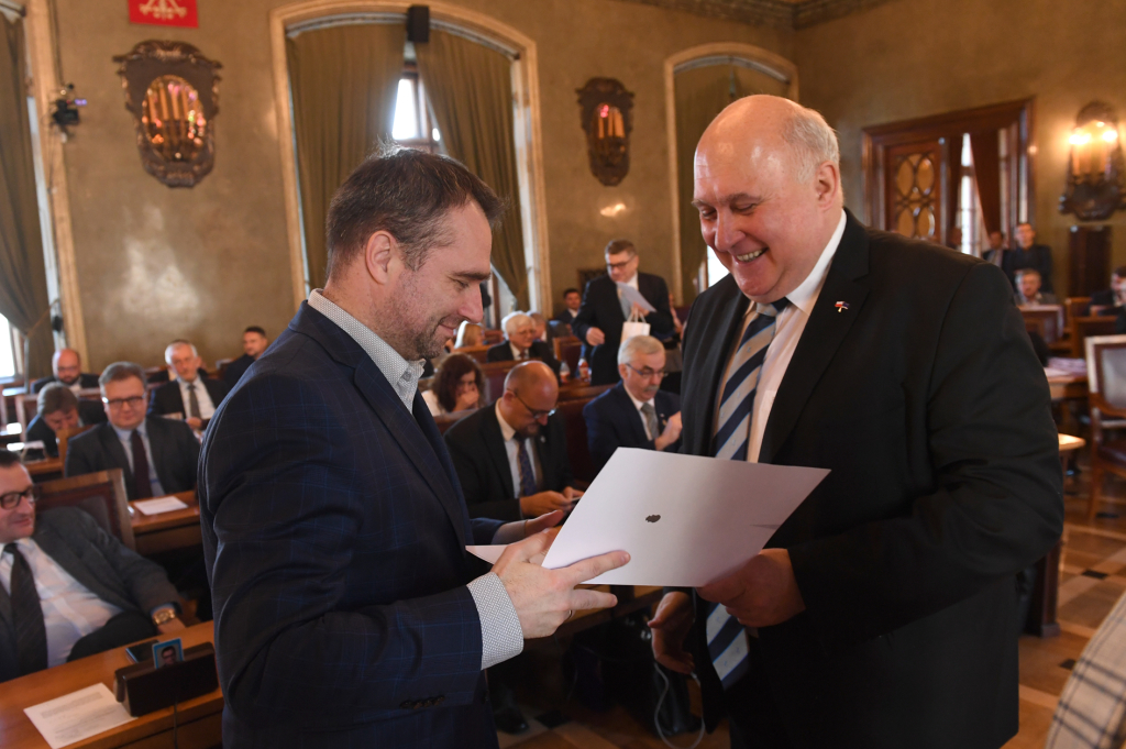 dsc_8341 copy.jpg-Ostatnia sesja RMK VII kadencji  Autor: W. Majka