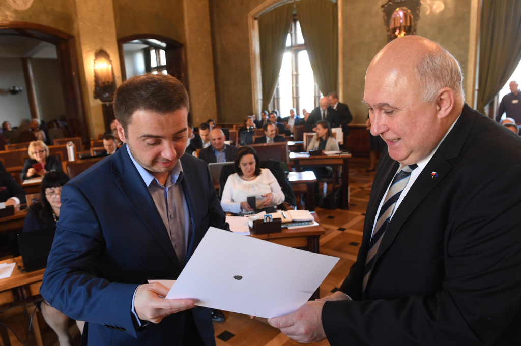 dsc_8380 copy.jpg-Ostatnia sesja RMK VII kadencji  Autor: W. Majka