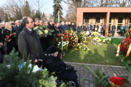 dsc_8703 copy.jpg-Uroczystości pogrzebowe prof. Jerzego Wyrozumskiego