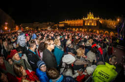 bs-listopada 11, 2018-img_7428.jpg-Lekcja Śpiewania,Niepodległość,100,Majchrowski,Rynek Główny