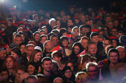 bs-listopada 11, 2018-img_7587.jpg-Lekcja Śpiewania,Niepodległość,100,Majchrowski,Rynek Główny