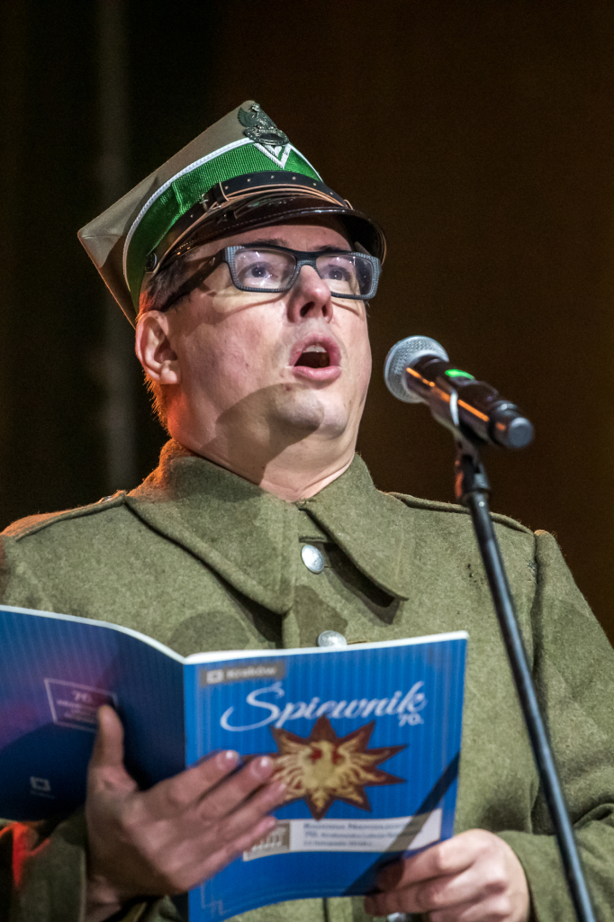 bs-listopada 11, 2018-img_7624.jpg-Lekcja Śpiewania,Niepodległość,100,Majchrowski,Rynek Główny  Autor: B. Świerzowski