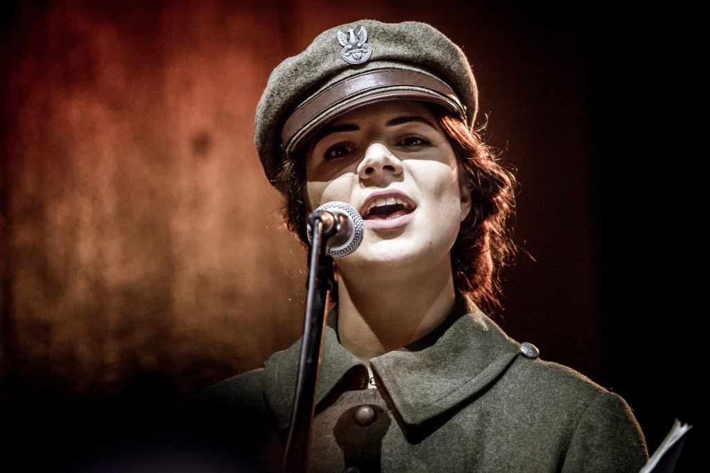 bs-listopada 11, 2018-img_7635.jpg-Lekcja Śpiewania,Niepodległość,100,Majchrowski,Rynek Główny  Autor: B. Świerzowski