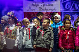 bs-listopada 11, 2018-img_7695.jpg-Lekcja Śpiewania,Niepodległość,100,Majchrowski,Rynek Główny