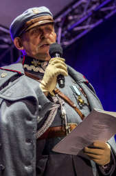 bs-listopada 11, 2018-img_7707.jpg-Lekcja Śpiewania,Niepodległość,100,Majchrowski,Rynek Główny