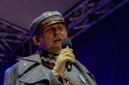 bs-listopada 11, 2018-img_7709.jpg-Lekcja Śpiewania,Niepodległość,100,Majchrowski,Rynek Główny