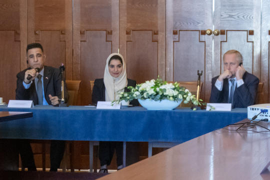 bs_kr_pl181110_7214.jpg-Delegacja,Prezydent Muzyk,Emiraty Arabskie,