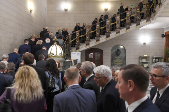 dsc_9360 copy.jpg-200-lecia ASP