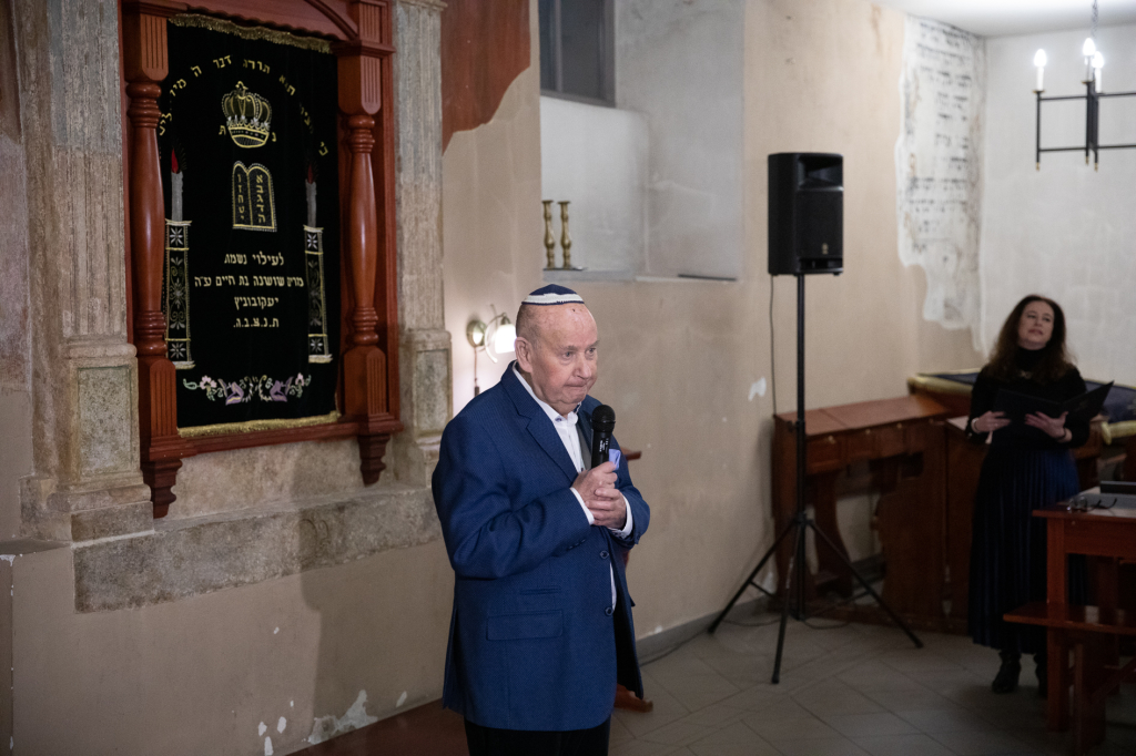 bs-grudnia 09, 2018-img_1862.jpg-Chanuka,Synagoga kupa,Majchrowski,Święto  Autor: B. Świerzowski