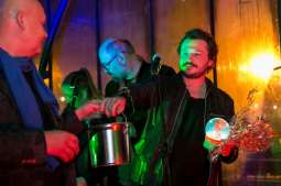 oskar sadowski odebrał dwie nagrody dla teatru studio.jpg