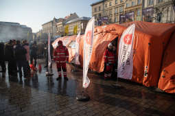 bs_kr_pl181216_4511.jpg-Wigilia,Bezdomni,Jan Kościuszko,Majchrowski,Rynek Główny