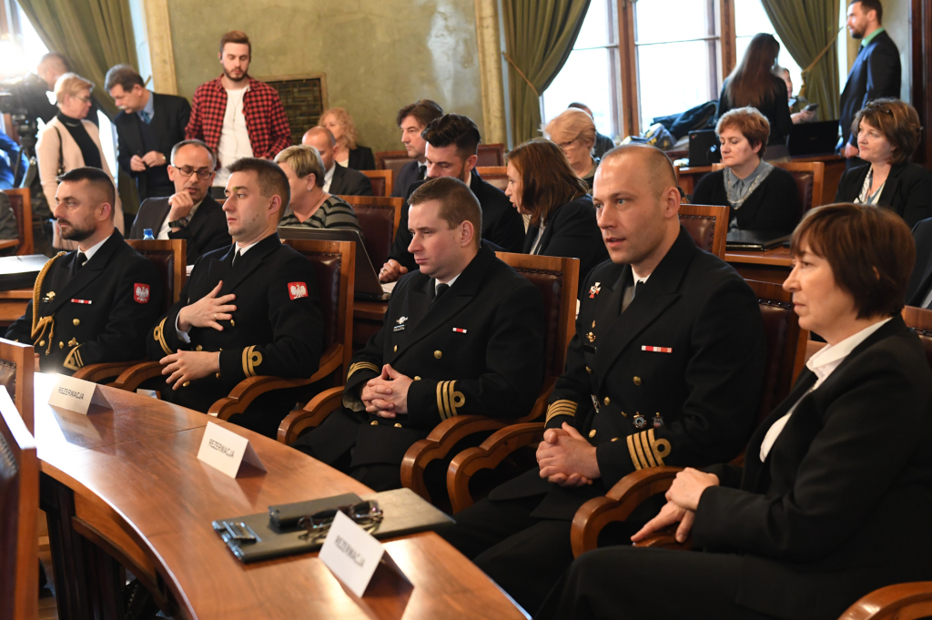 dsc_4495 copy.jpg-Honoris Gratia dla ORP Kraków  Autor: W. Majka