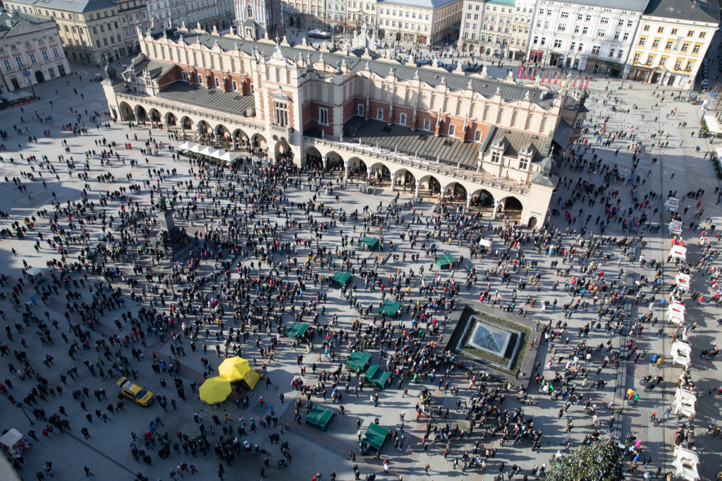 bs_190119_8538.jpg-Żałoba,Adamowicz,Kraków Myślami z Gdańskiem,Wieża,  Autor: B. Świerzowski