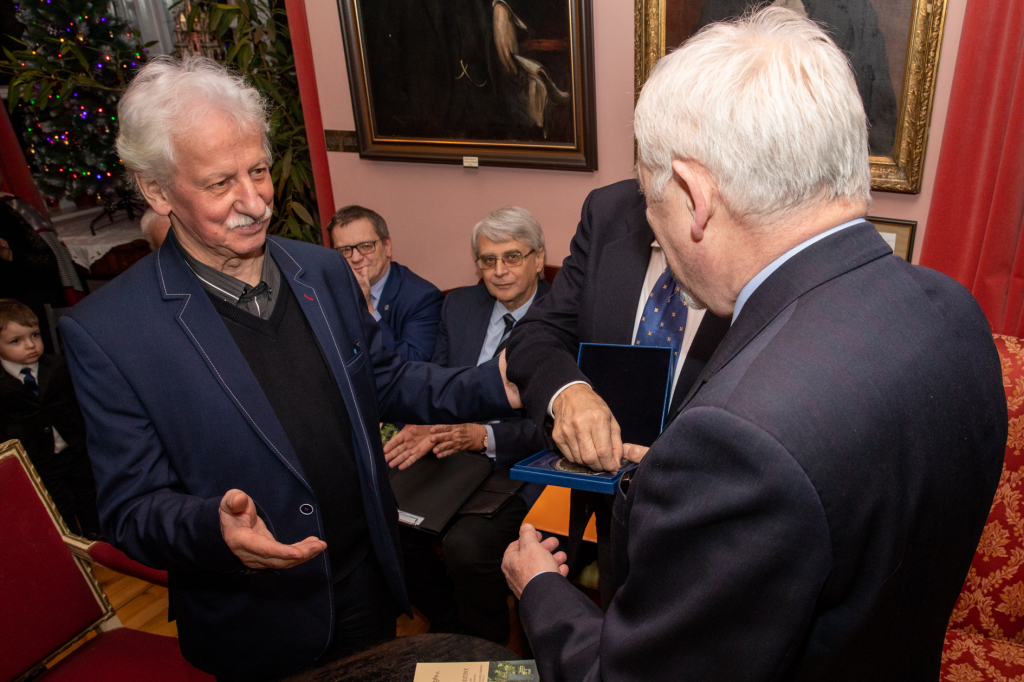 bs_190120_8644.jpg-Towarzystwo Przyjaciół Sztuk Pięknych,Majchrowski,Honoris Gratia  Autor: B. Świerzowski