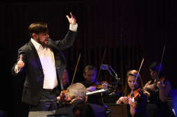 dsc_8256 copy.jpg-Kolędowanie z krakowskimi chórami”