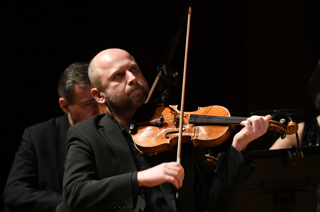 dsc_8297 copy.jpg-Kolędowanie z krakowskimi chórami”  Autor: W. Majka