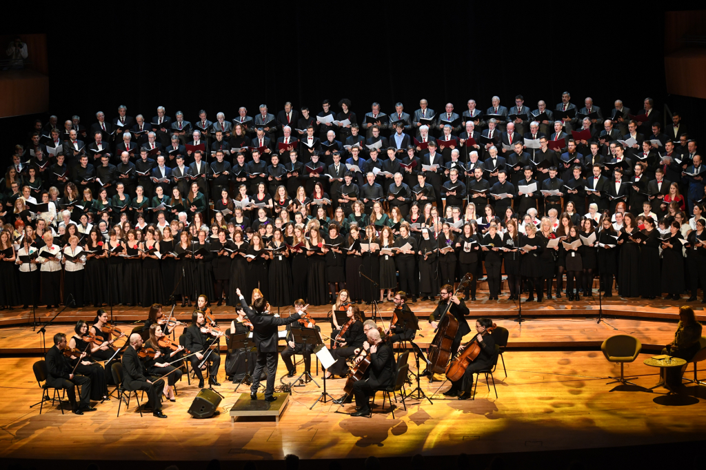 dsc_8310 copy.jpg-Kolędowanie z krakowskimi chórami”  Autor: W. Majka