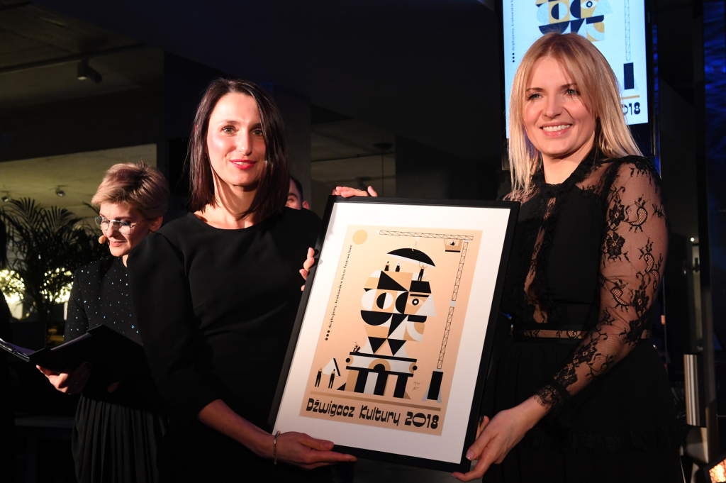 dsc_9177 copy.jpg-„Dźwigacze kultury”  Autor: W. Majka