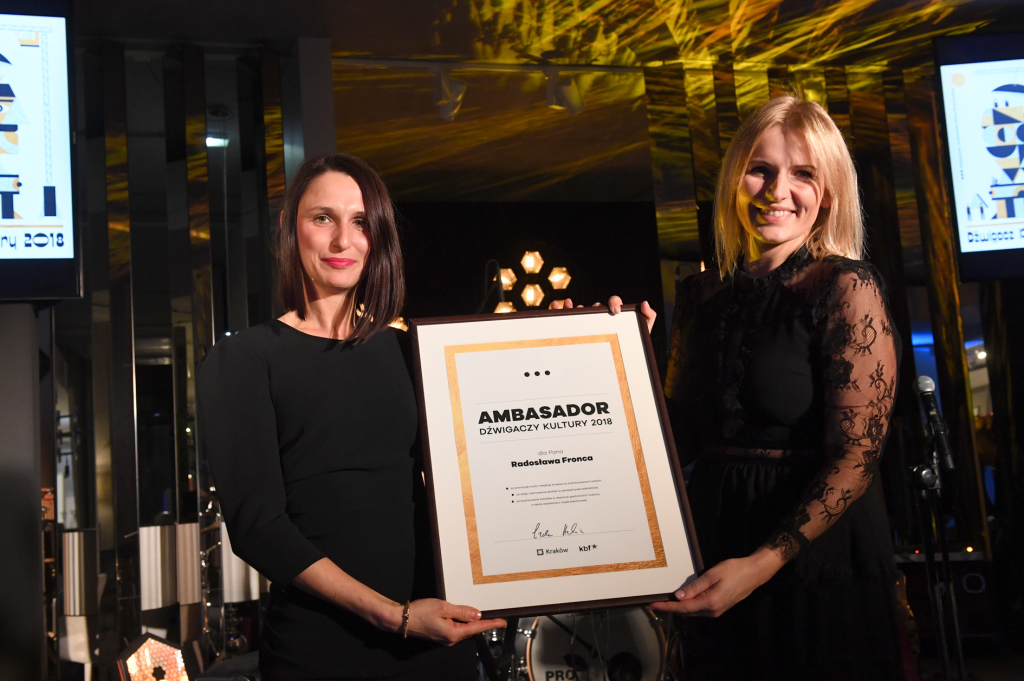 dsc_9301 copy.jpg-„Dźwigacze kultury”  Autor: W. Majka