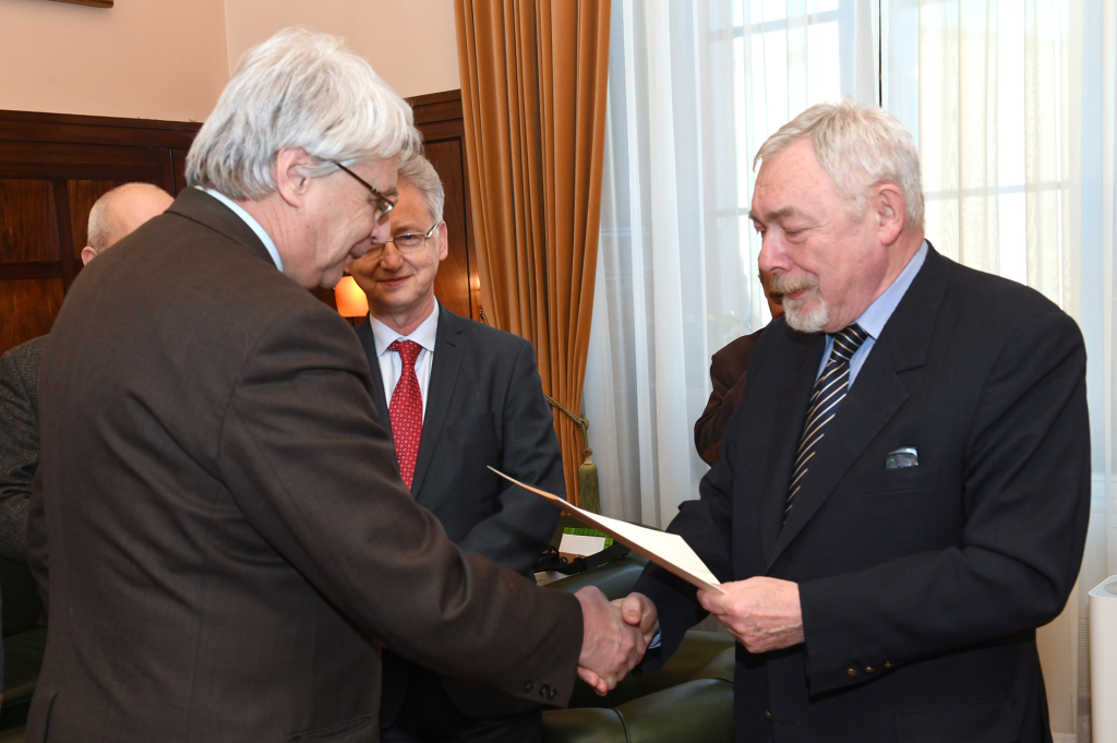 dsc_0370 copy.jpg-Encyklopedii Krakowa  Autor: W. Majka