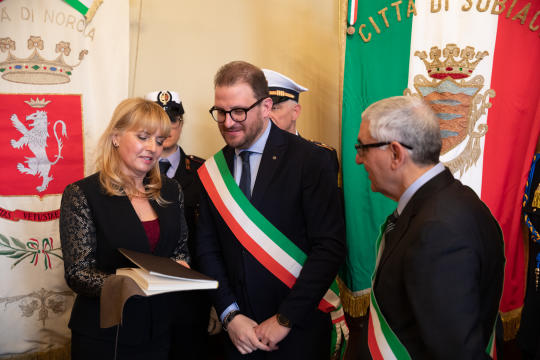 bs_190301_1805.jpg-delegacja,Włosi , Św. Benedykt