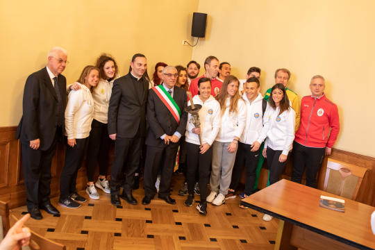 bs_190301_1863.jpg-delegacja,Włosi , Św. Benedykt