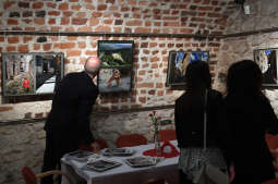 dsc_1708 copy.jpg-Wernisaż wystawy prof. Piotra Sztompki pt. „Pocztówki z Włoch”